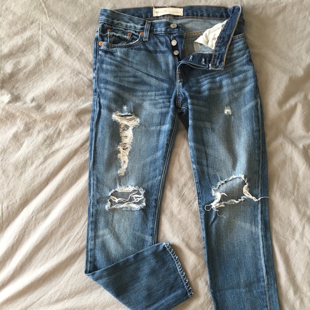 Gap Relaxed Boyfriend Jeans (NWOT)